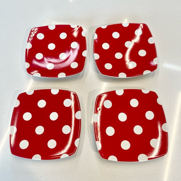 Style Happy Sugarland 6” square red white polka dot set of 4 Plates - Picture 1 of 6